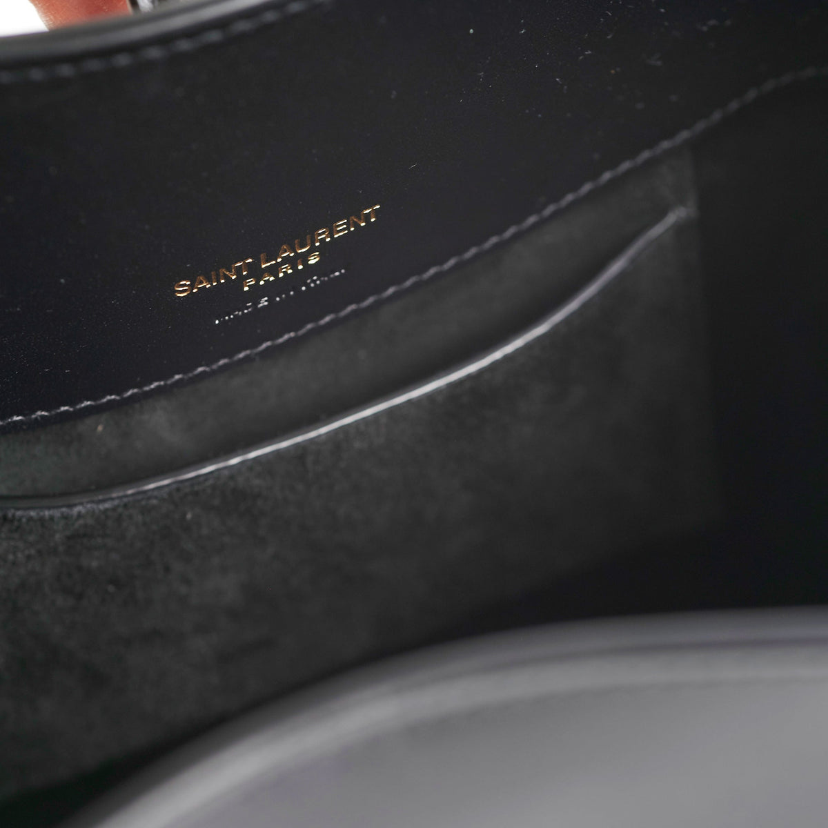 Saint Laurent 37 Small Black Bucket Bag - photo 9