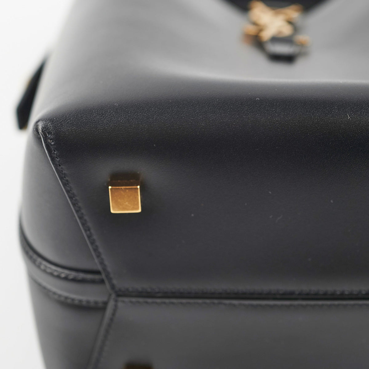 Saint Laurent 37 Small Black Bucket Bag - photo 7