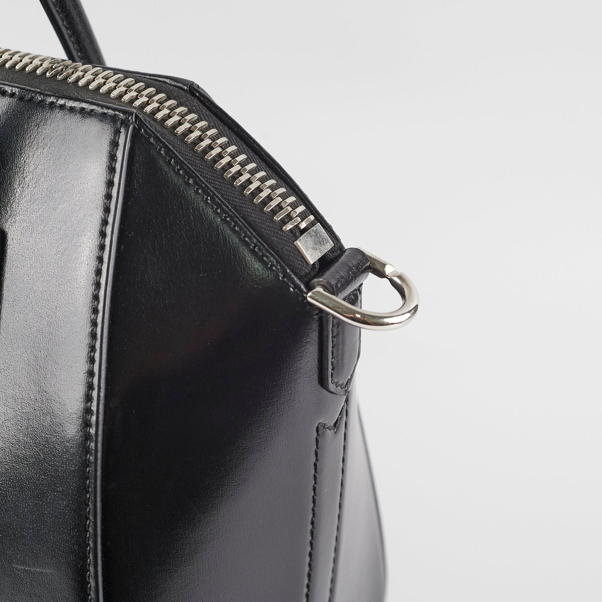 Givenchy Antigona Small Shiny Black Bag - photo 10