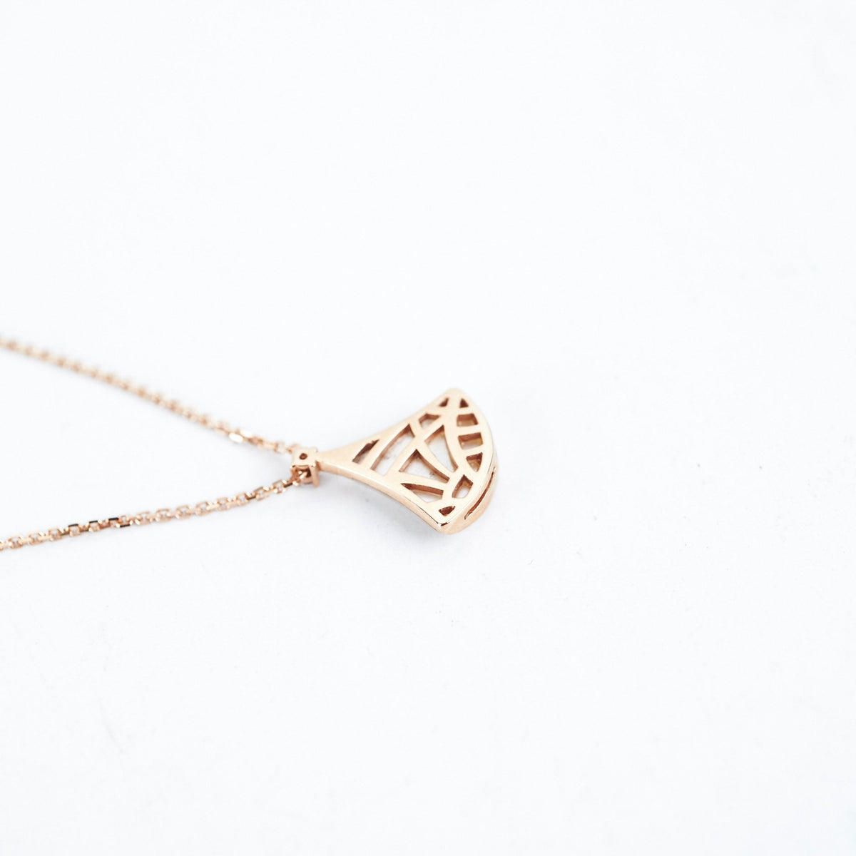 Bvlgari Divas' Dream Mother of Pearl Necklace - photo 5