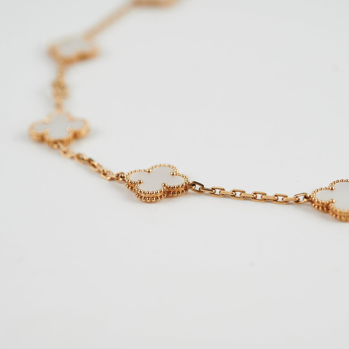 Van Cleef & Arpels Vintage Alhambra 10 Motif White Mother Of Pearl Necklace - photo 2