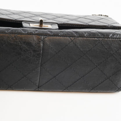 Chanel Reissue 2.55 226 Black - photo 10