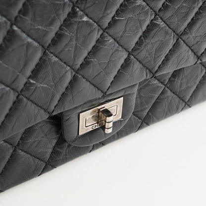 Chanel Reissue 2.55 226 Black - photo 12