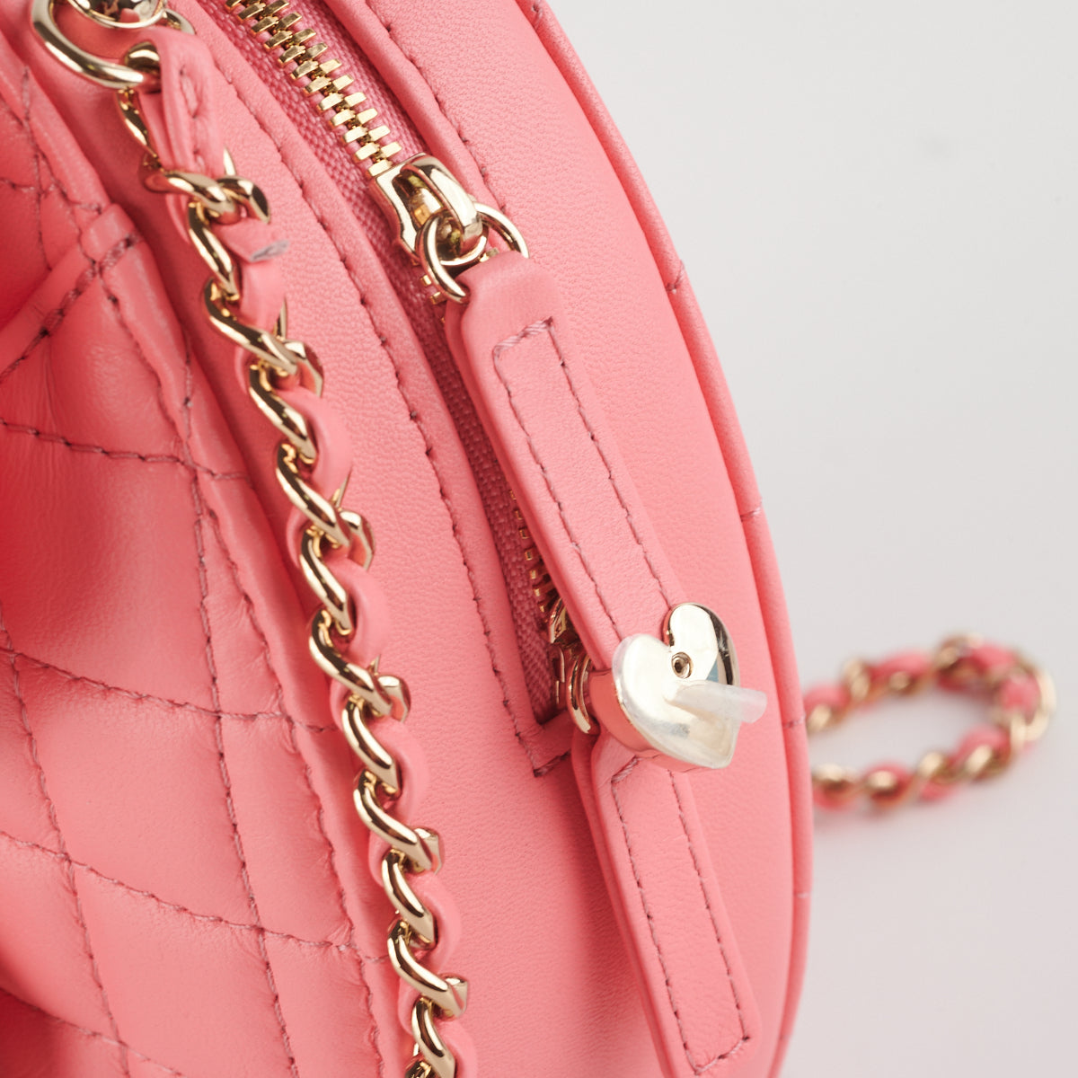 Chanel Heart Bag Large Lambskin Pink (Microchipped) - photo 8
