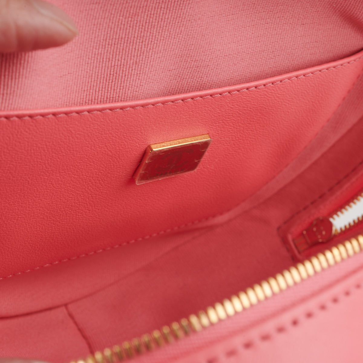Chanel Heart Bag Large Lambskin Pink (Microchipped) - photo 9