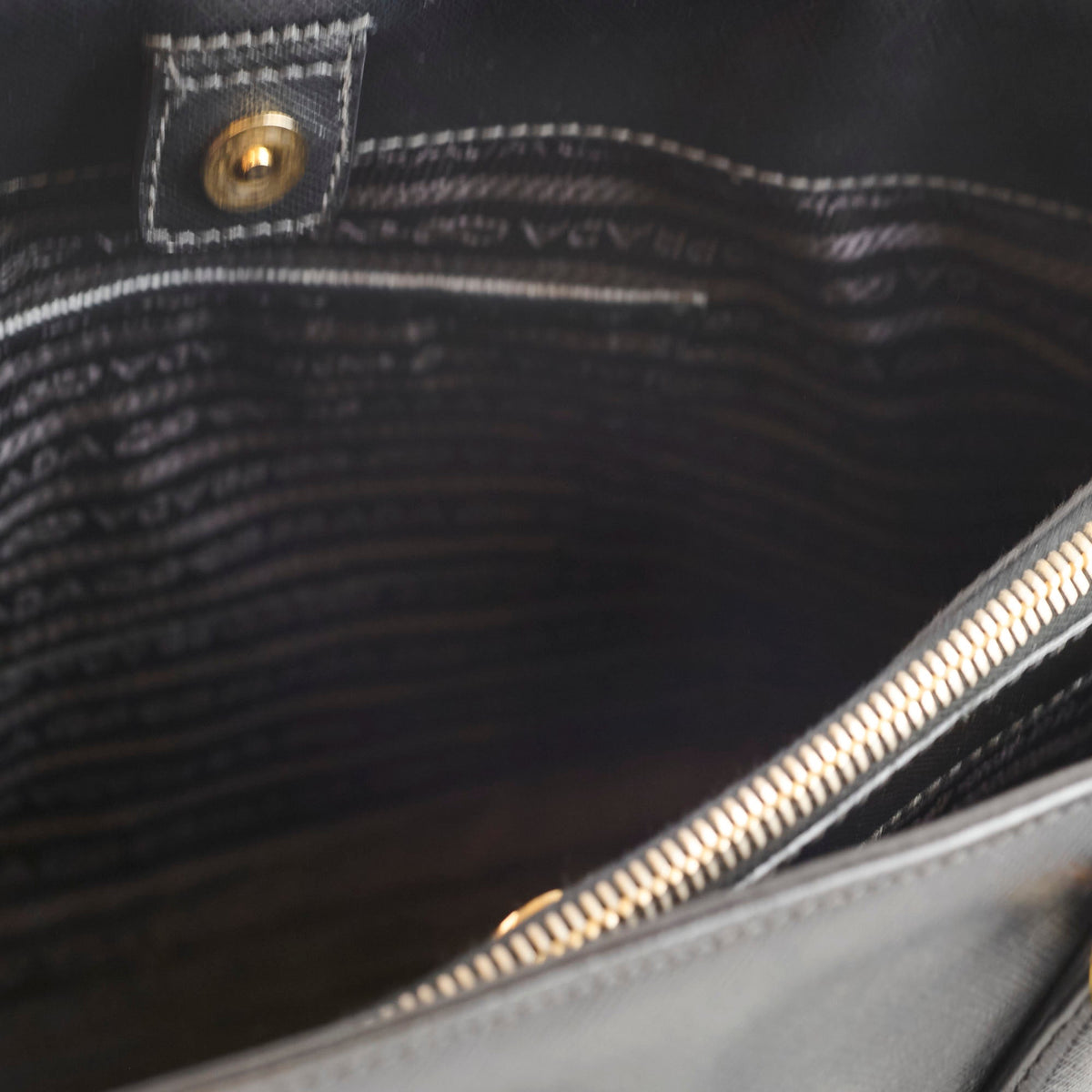 Prada Galleria Saffiano Tote Black - photo 5
