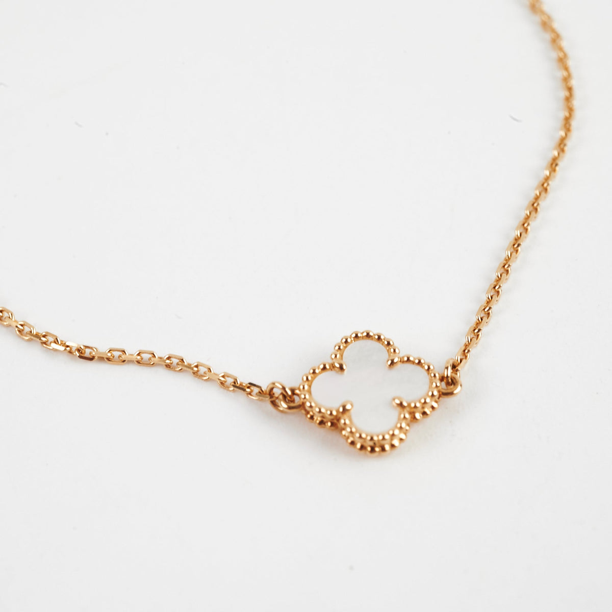 Van Cleef & Arpels Sweet Alhambra White Mother Of Pearl Bracelet - photo 5