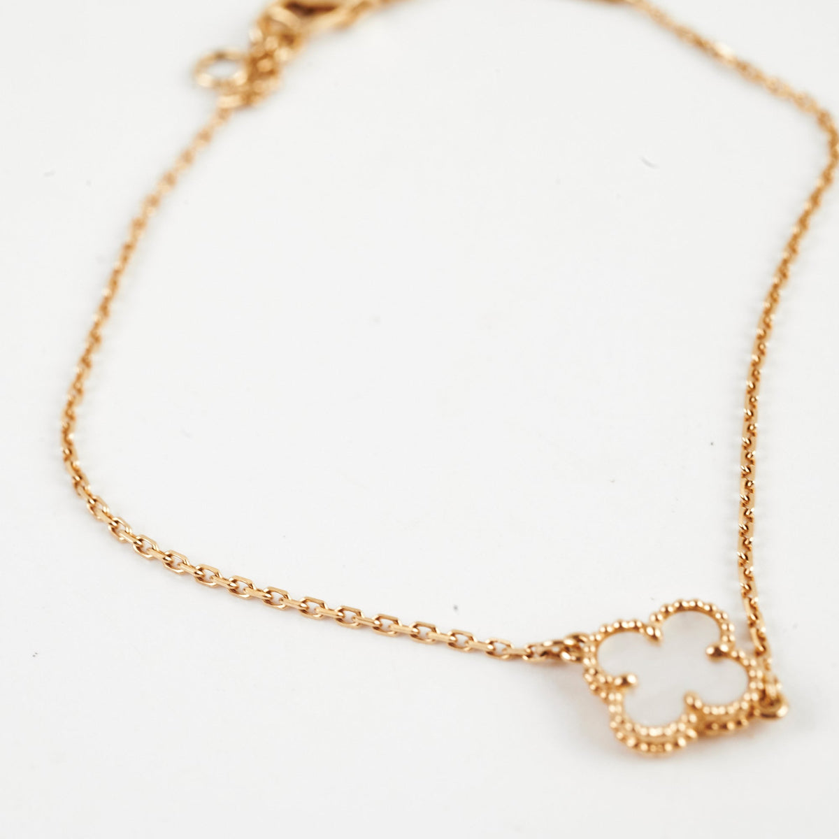 Van Cleef & Arpels Sweet Alhambra White Mother of Pearl Bracelet Yellow Gold - photo 4