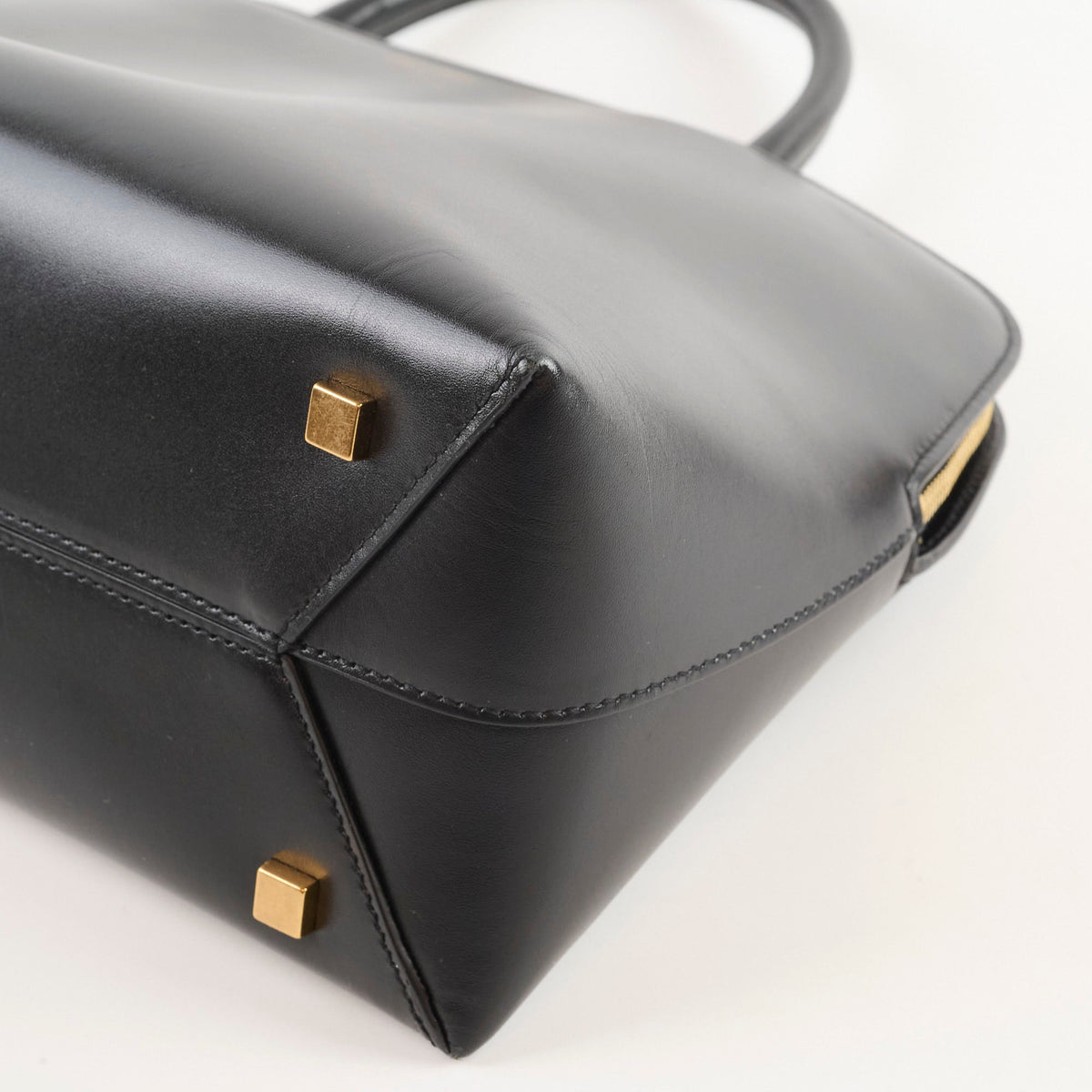 Saint Laurent Small Sac De Jour Duffle Black - photo 8