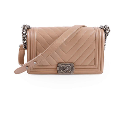 Chanel Old Medium Boy Chevron Taupe Latte Caviar - photo 1