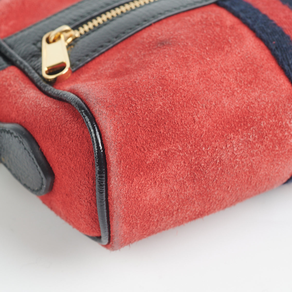 Gucci Vintage Nubuck Camera Bag Red - photo 6