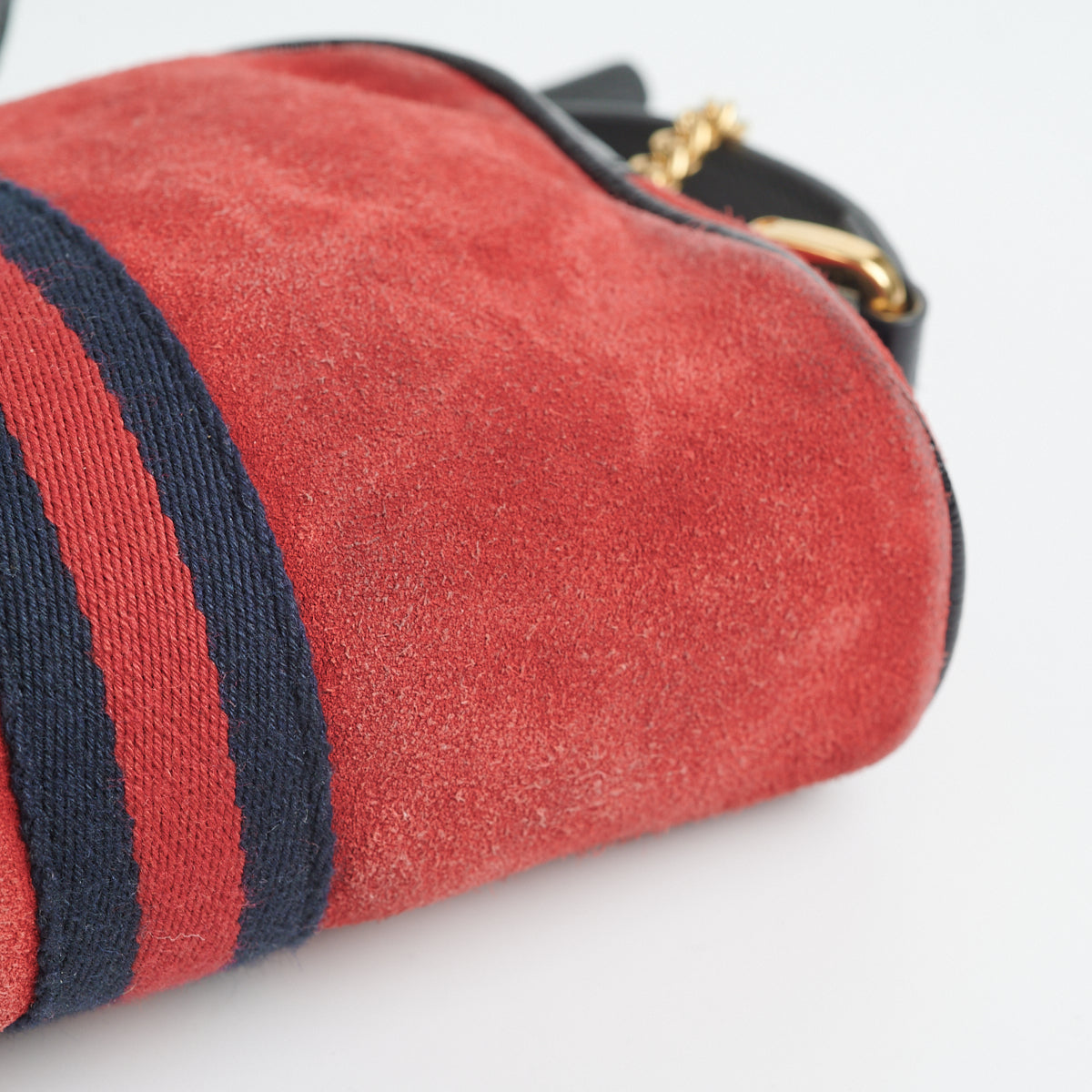 Gucci Vintage Nubuck Camera Bag Red - photo 11