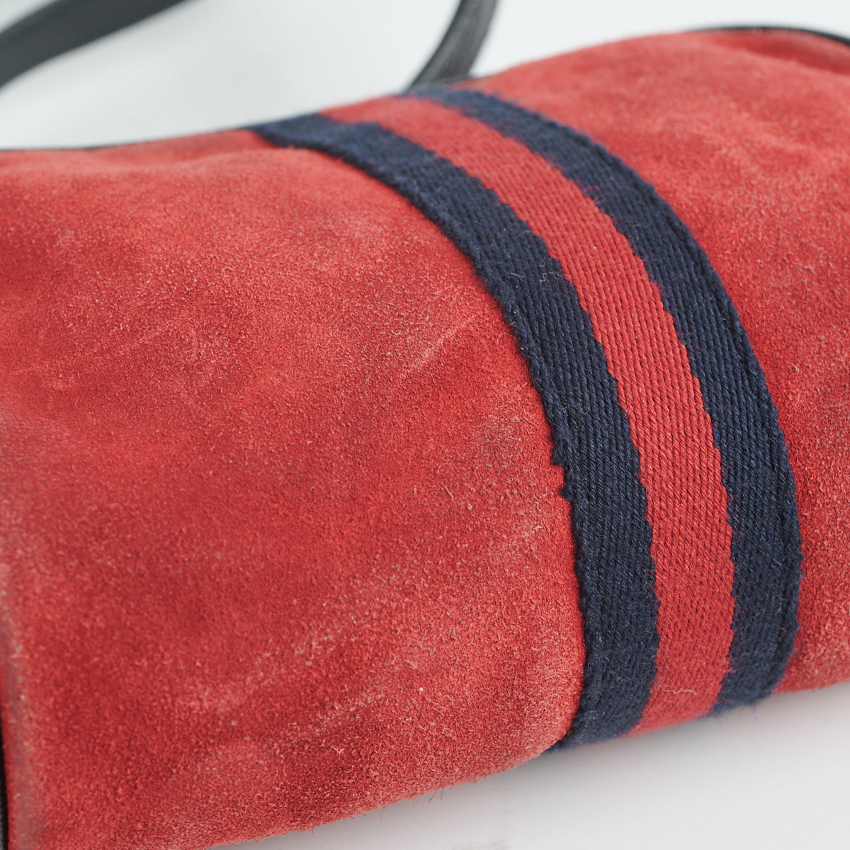 Gucci Vintage Nubuck Camera Bag Red - photo 12