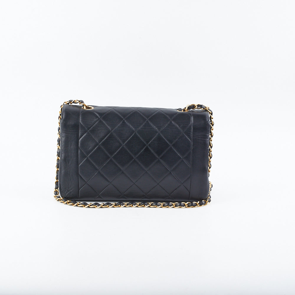 Chanel Medium Diana Black - photo 2