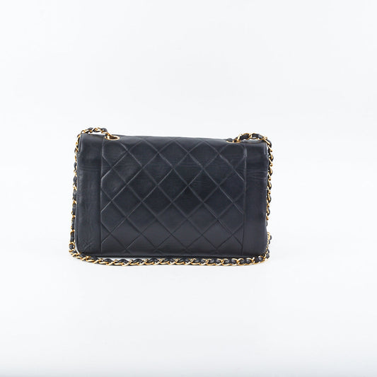 Chanel Medium Diana Black - photo 2