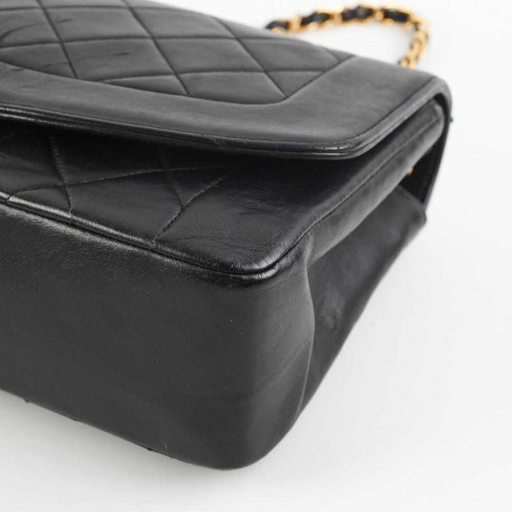 Chanel Medium Diana Black - photo 5