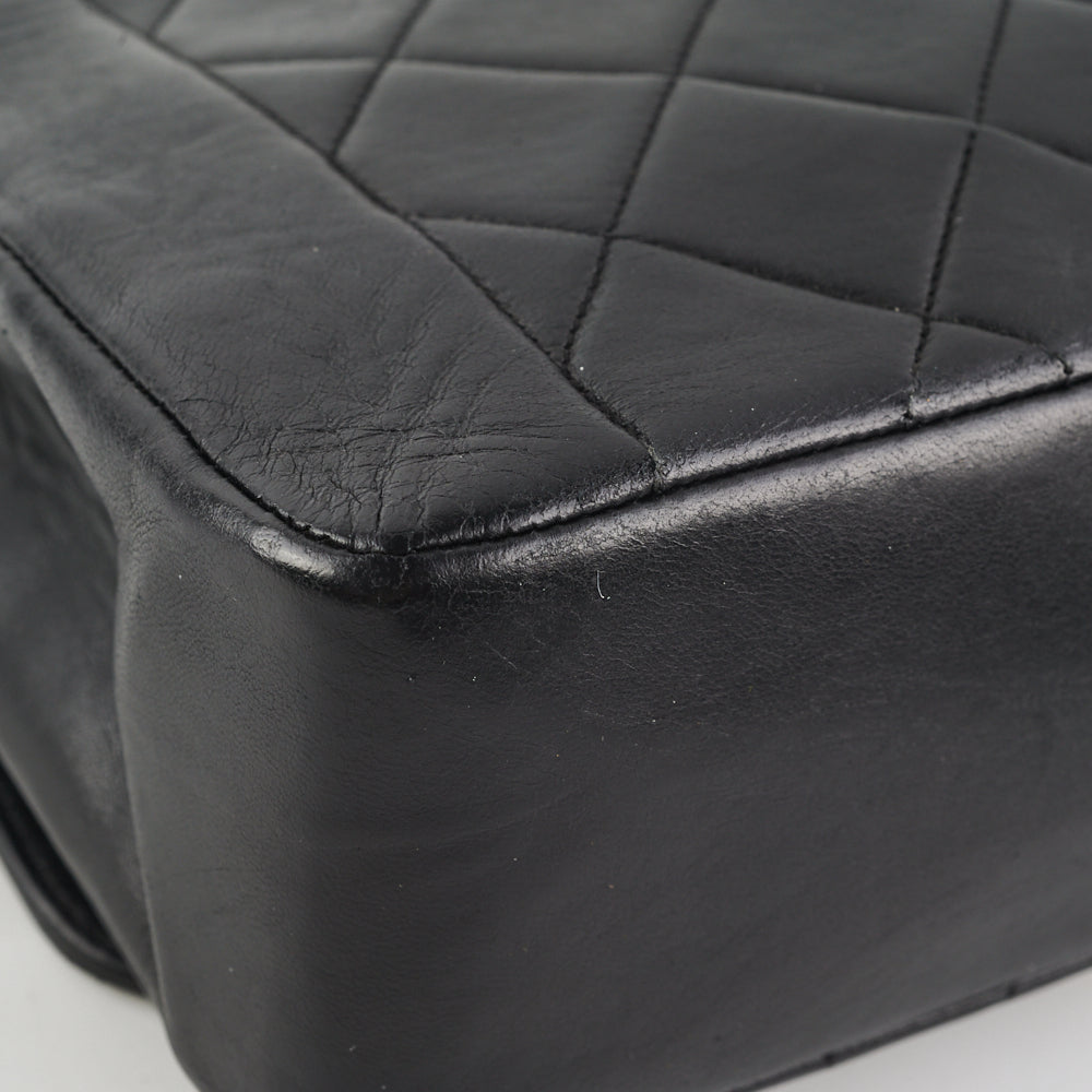 Chanel Medium Diana Black - photo 10
