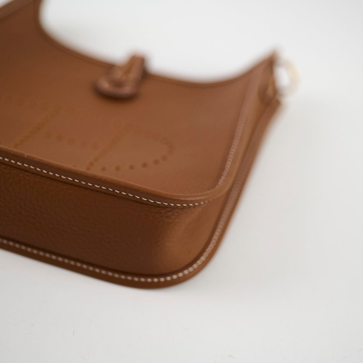 Hermes Mini Evelyn Clemence Gold W Stamp - photo 8