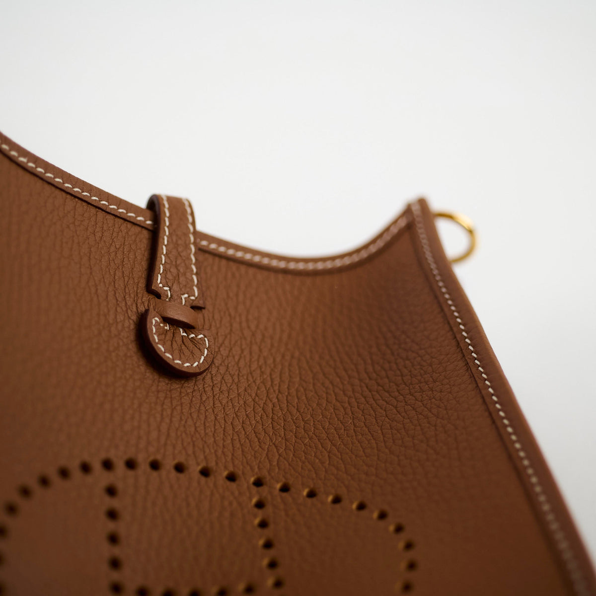 Hermes Mini Evelyn Clemence Gold W Stamp - photo 4