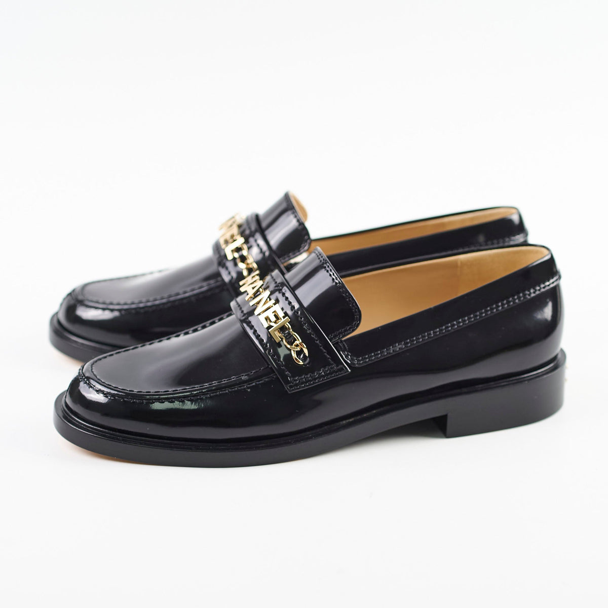 Chanel Patent Loafers Black Size 41C - photo 3
