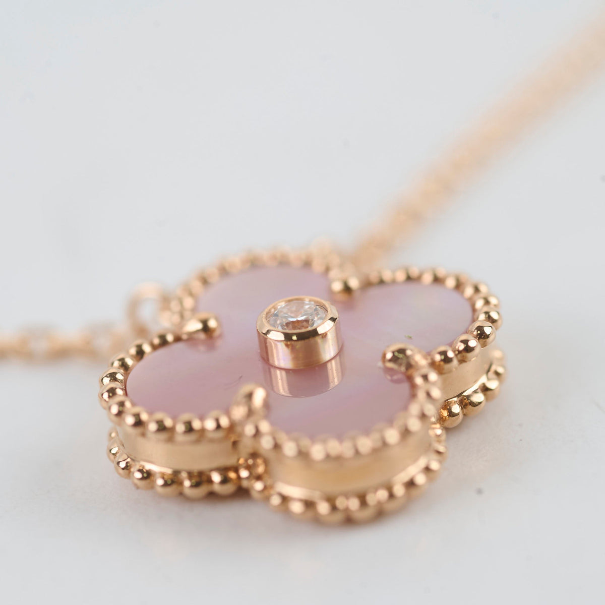 Van Cleef and Arpels Holiday Pendant 2025 - photo 4