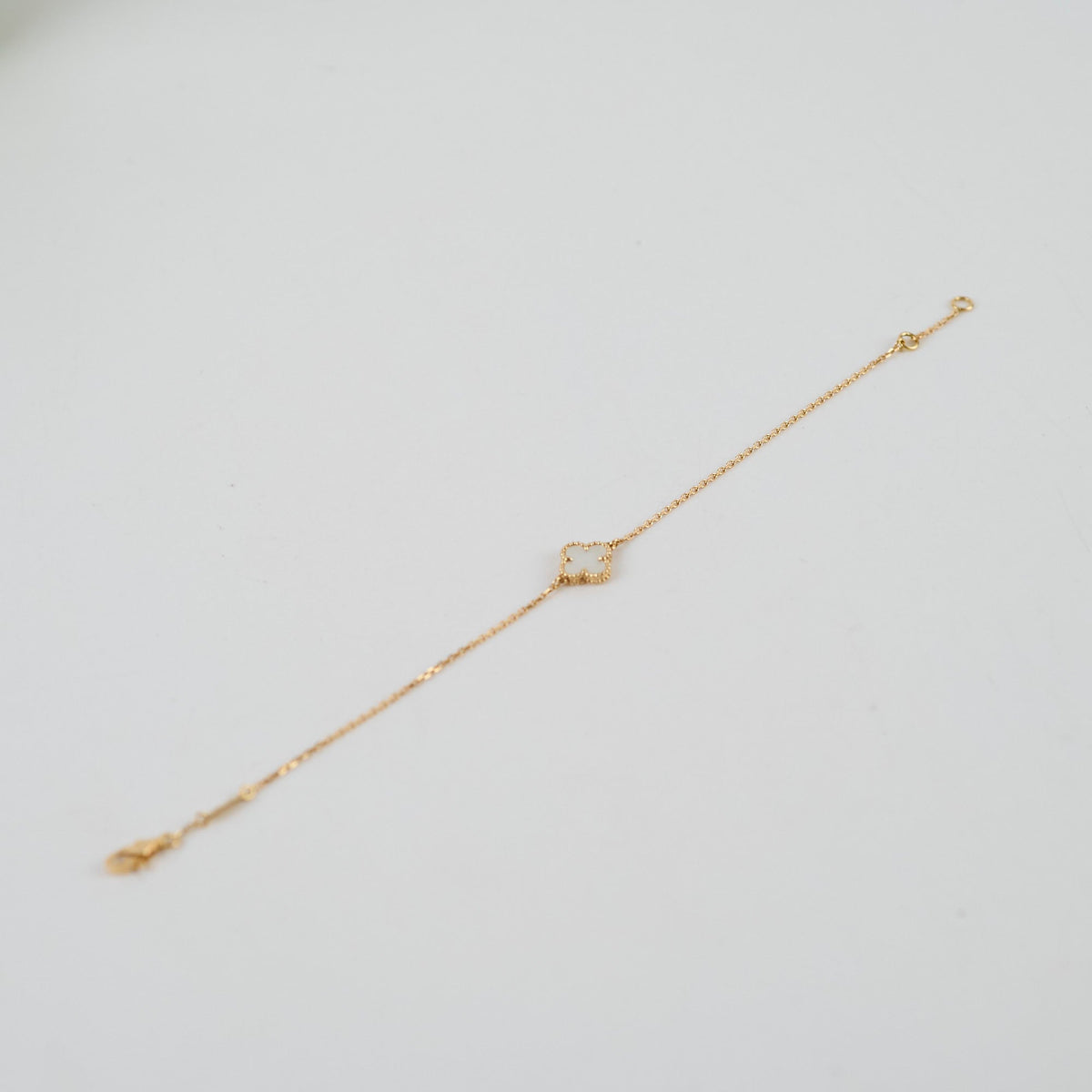 Van Cleef and Arpels Sweet Alhambra Bracelet Mother Of Pearl - photo 4