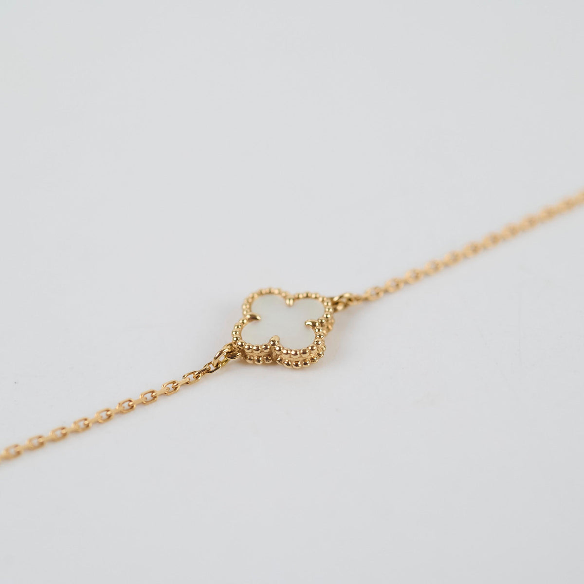 Van Cleef and Arpels Sweet Alhambra Bracelet Mother Of Pearl - photo 6