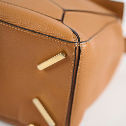 Loewe Puzzle Medium Caramel (Older Version) - photo 11