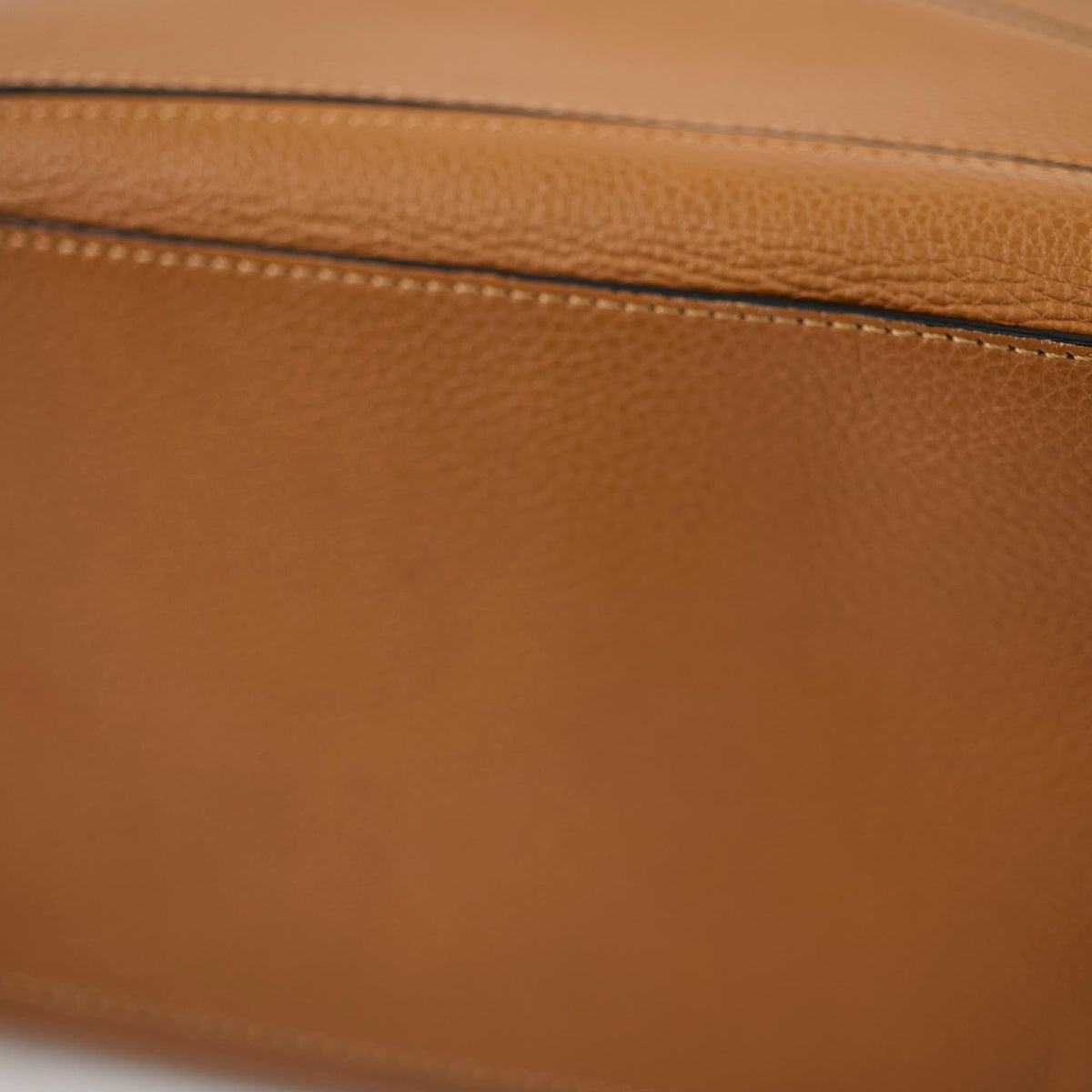 Loewe Puzzle Medium Caramel (Older Version) - photo 9
