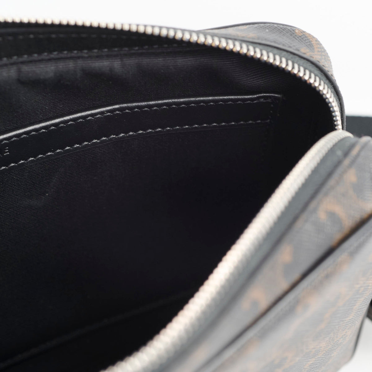 Celine Horizontal Messenger Bag - photo 9