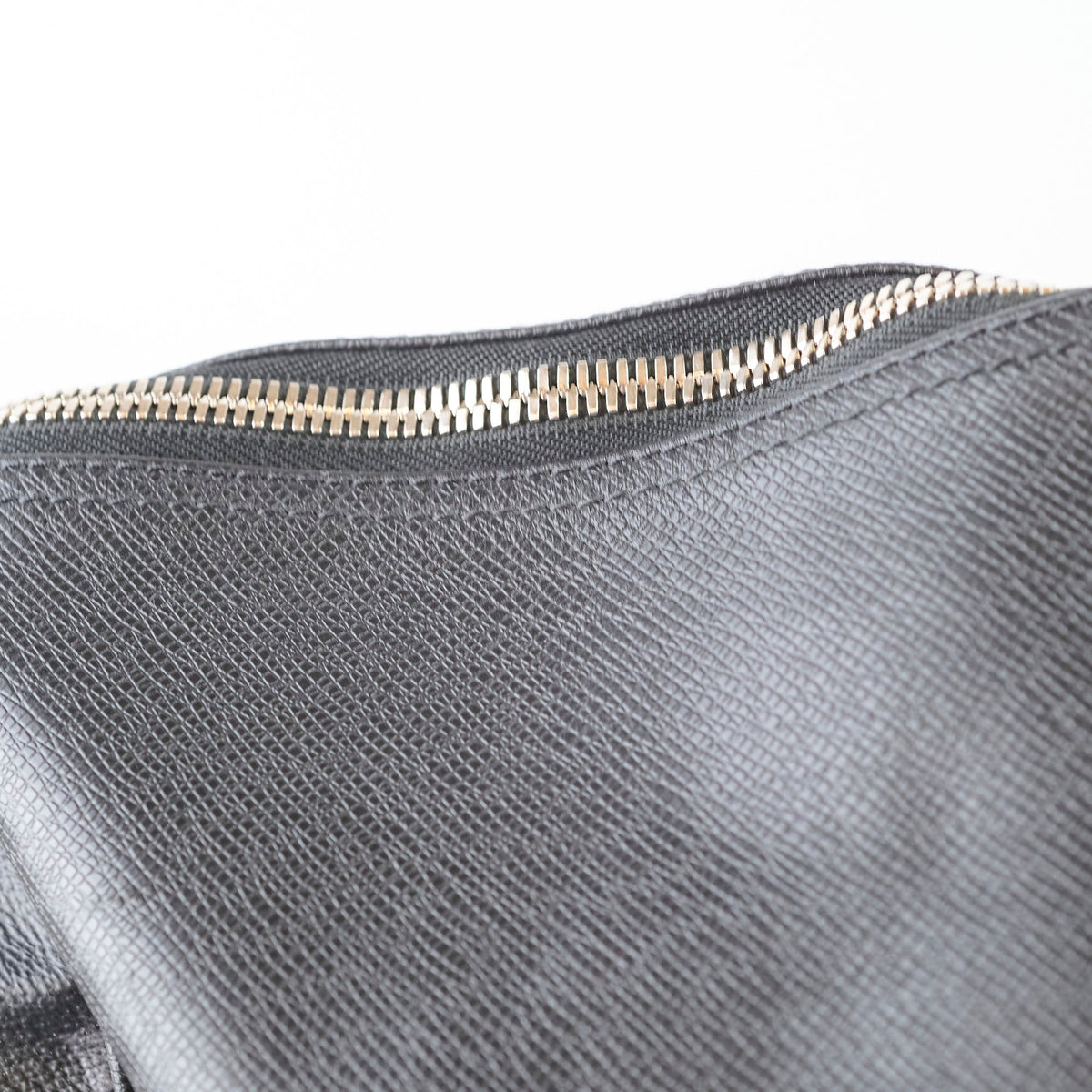 Louis Vuitton Keepall 50 Bandoulliere Monogram Eclipse Taiga - photo 10