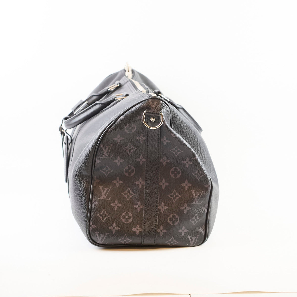 Louis Vuitton Keepall 50 Bandoulliere Monogram Eclipse Taiga - photo 3
