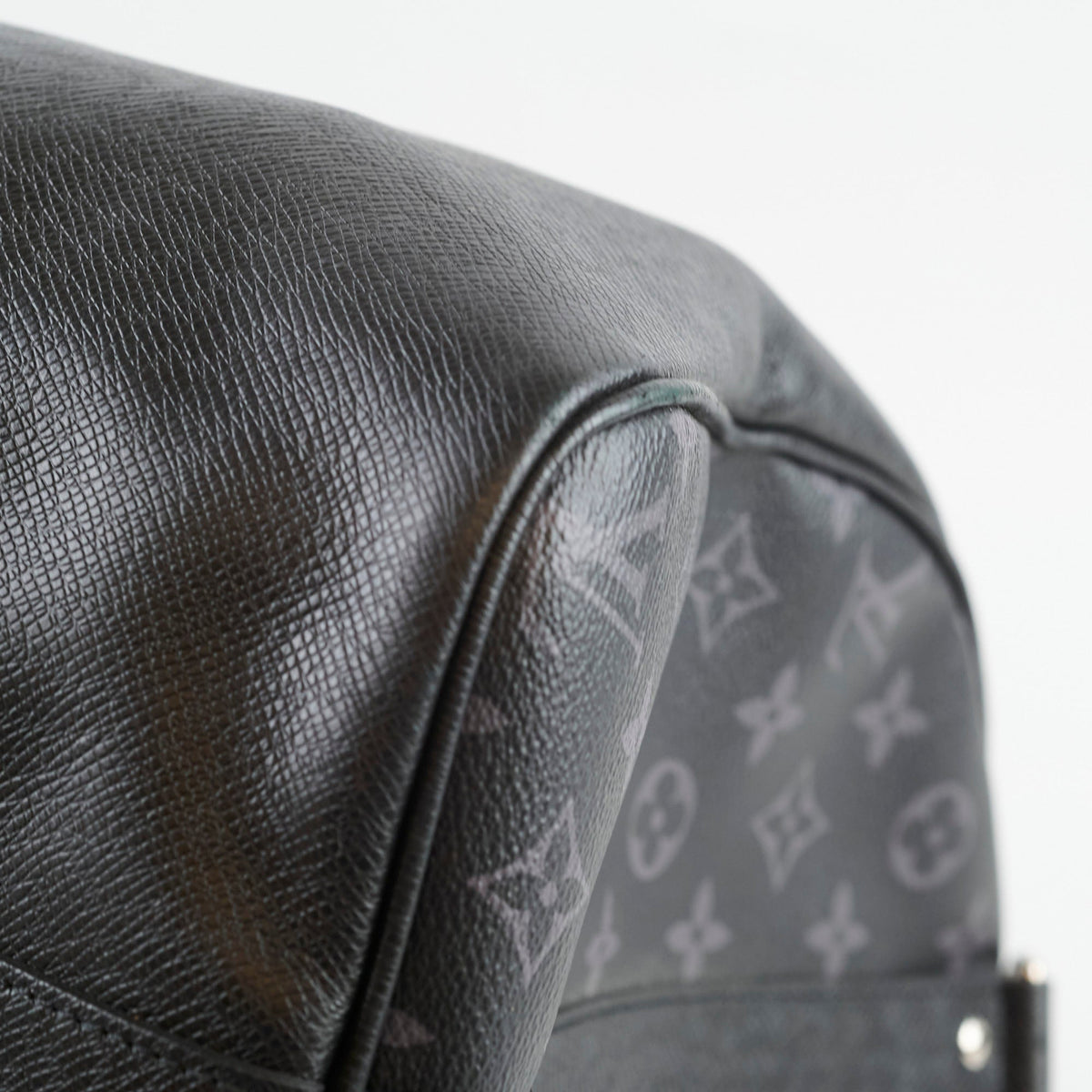 Louis Vuitton Keepall 50 Bandoulliere Monogram Eclipse Taiga - photo 15