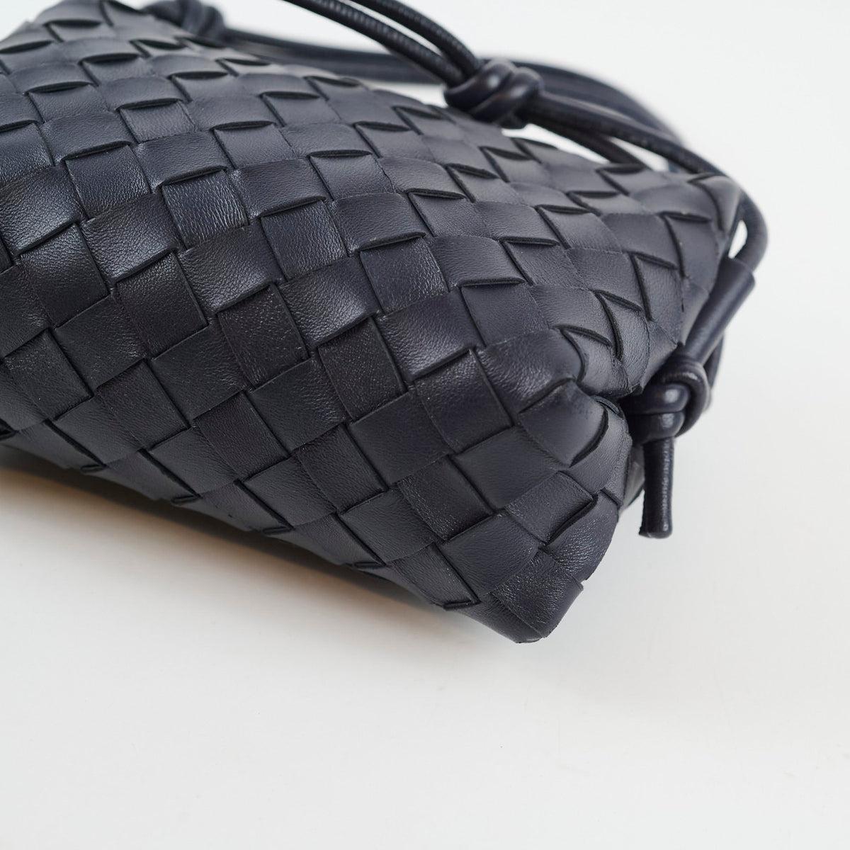 Bottega Veneta Mini Loop Navy Intrecciato leather - photo 10