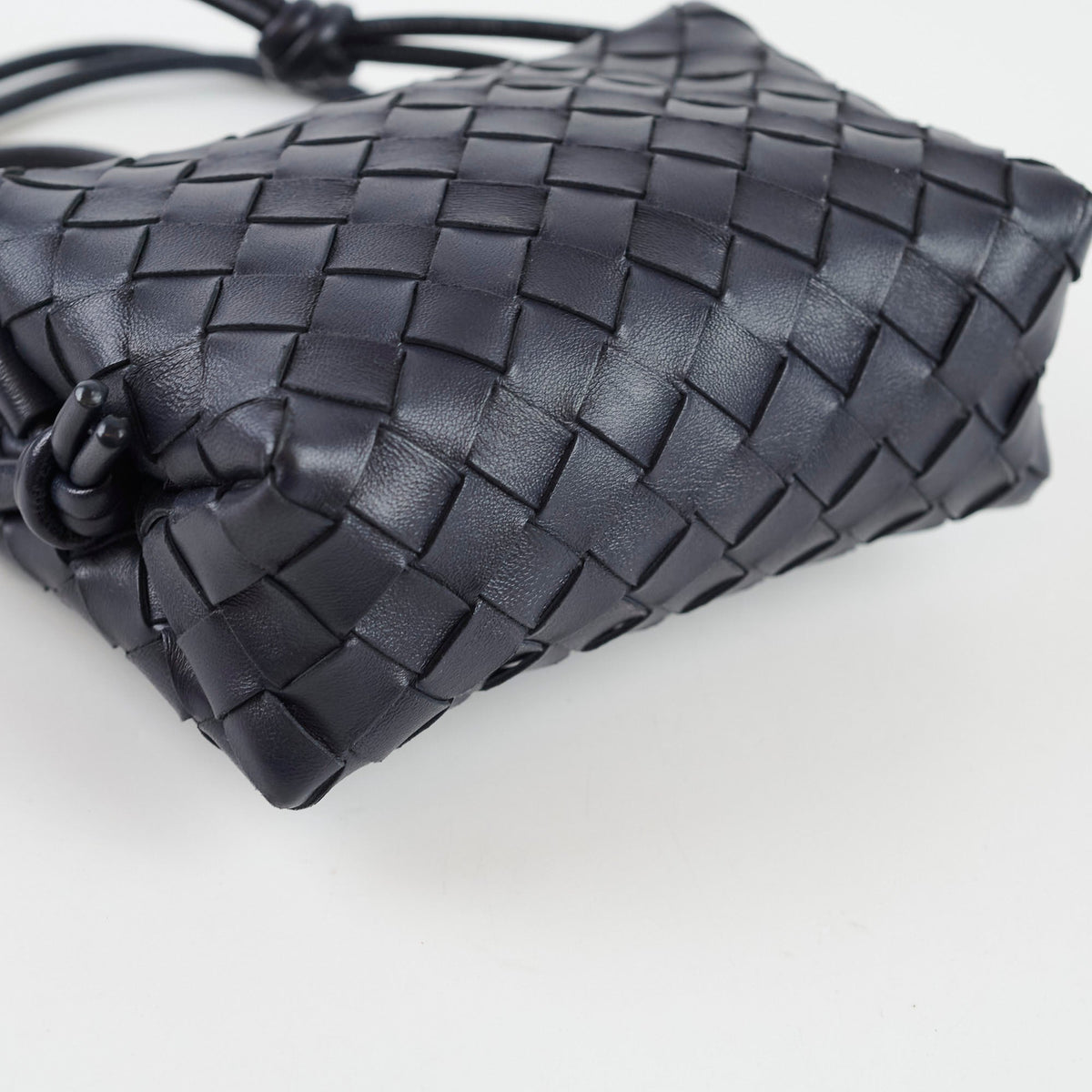 Bottega Veneta Mini Loop Navy Intrecciato leather - photo 9