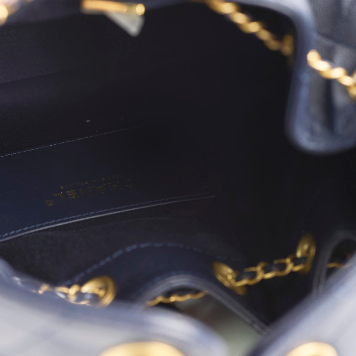 Chanel 25 Navy Caviar Small (microchipped) - photo 7