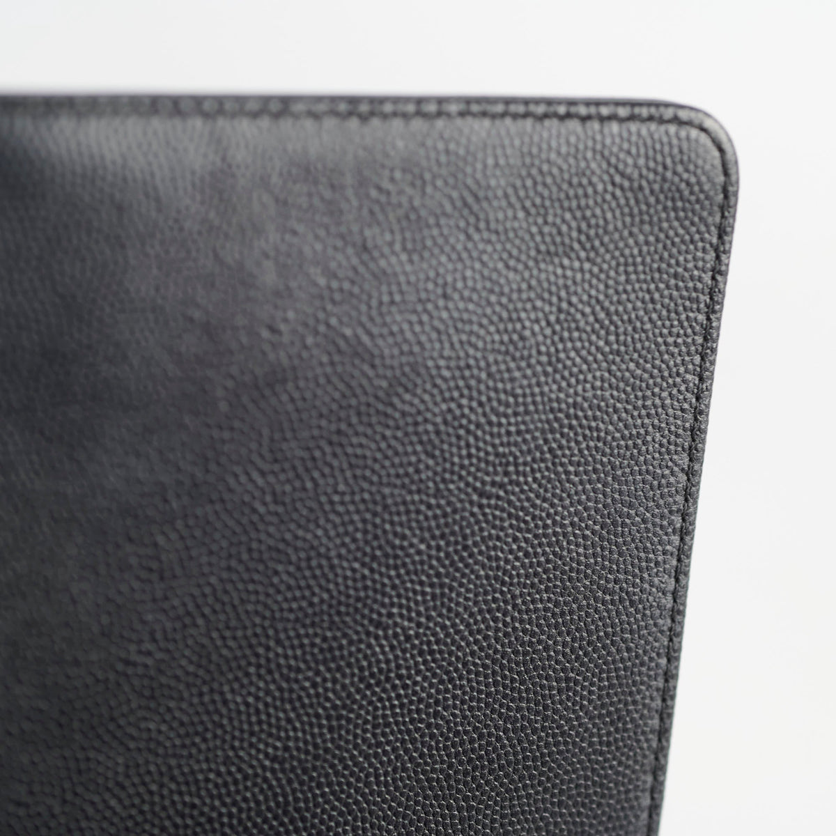 Chanel Old Medium Boy Chevron in Caviar Black - photo 10