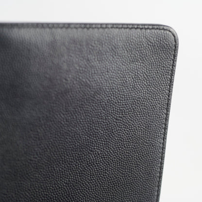 Chanel Old Medium Boy Chevron in Caviar Black - photo 10