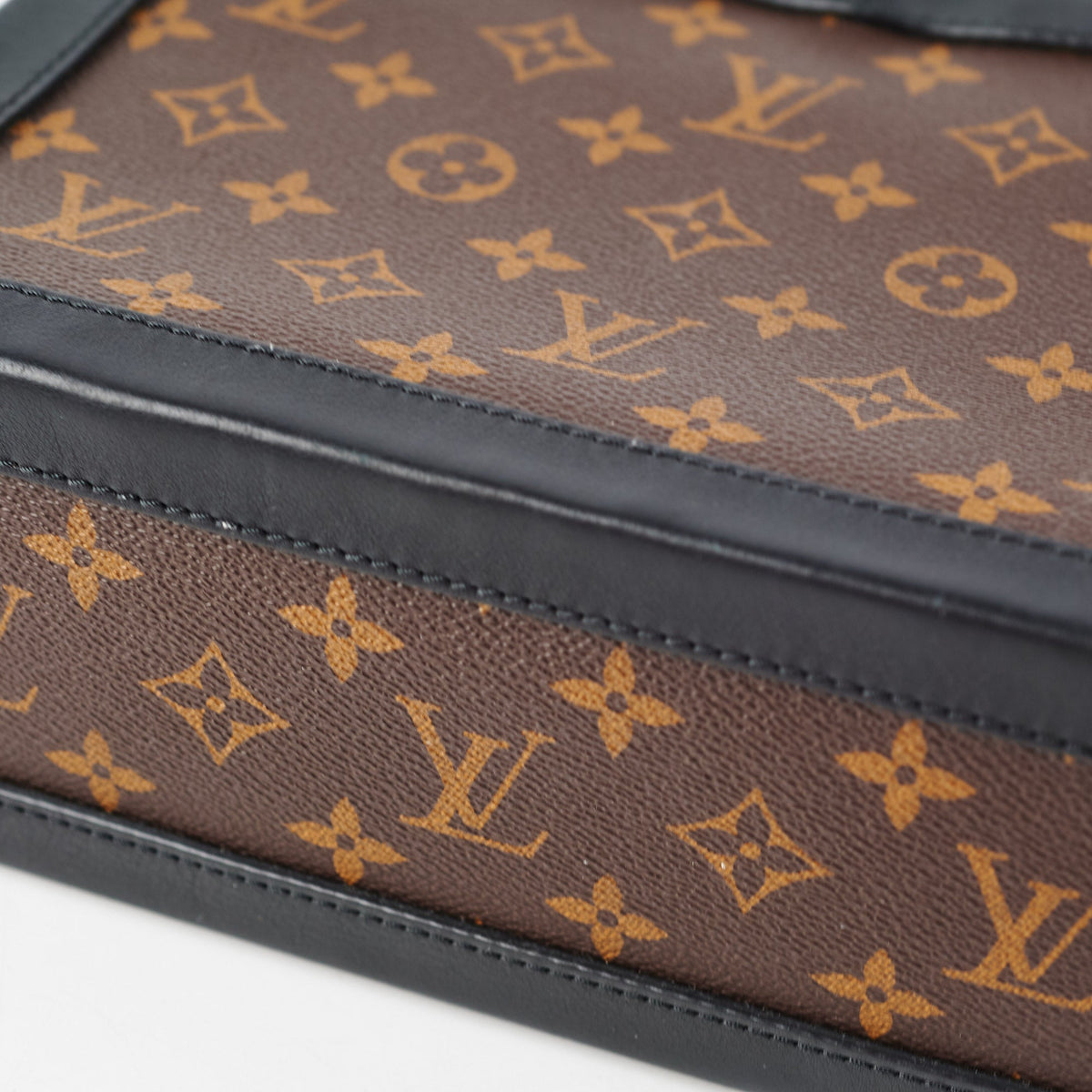 Louis Vuitton Soft Trunk Monogram - photo 7