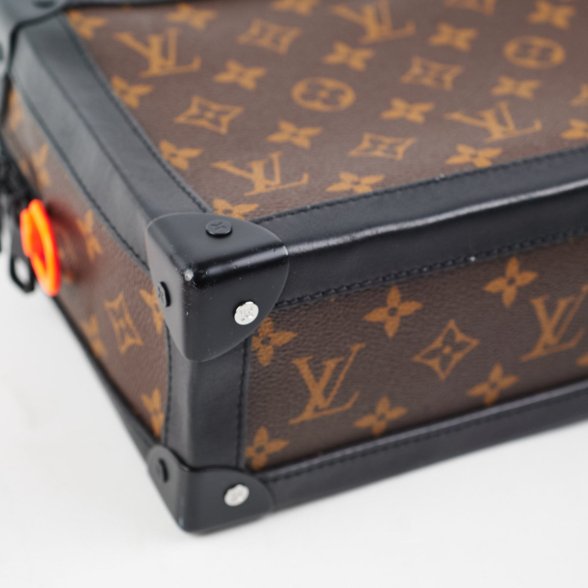 Louis Vuitton Soft Trunk Monogram - photo 8