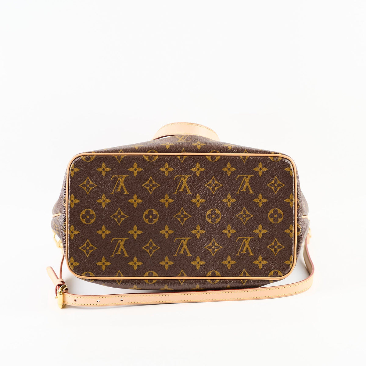 LV Palermo PM Monogram Bag - photo 3