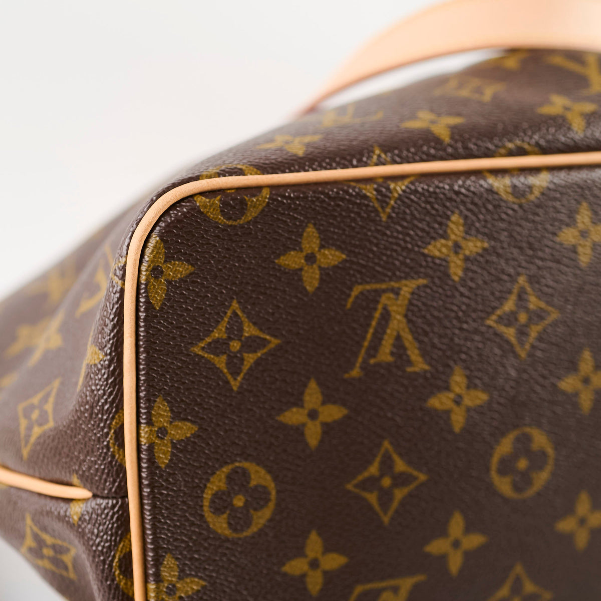 LV Palermo PM Monogram Bag - photo 11