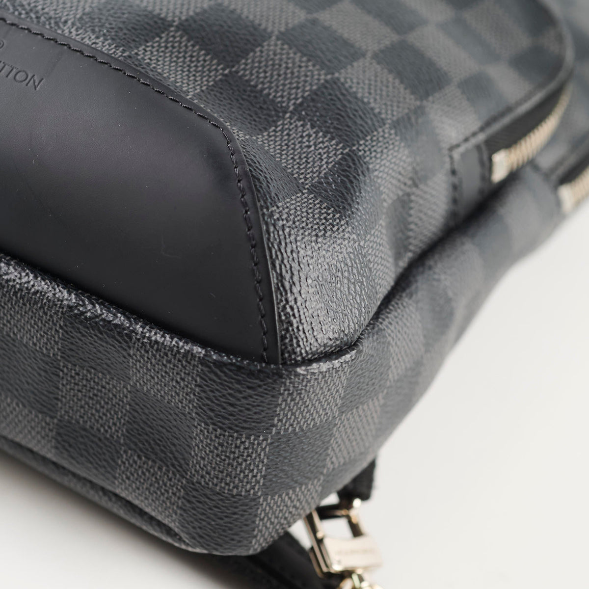Louis Vuitton Avenue Sling bag Damier Graphite - photo 11