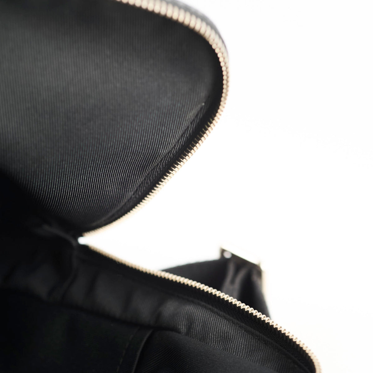 Louis Vuitton Avenue Sling bag Damier Graphite - photo 8