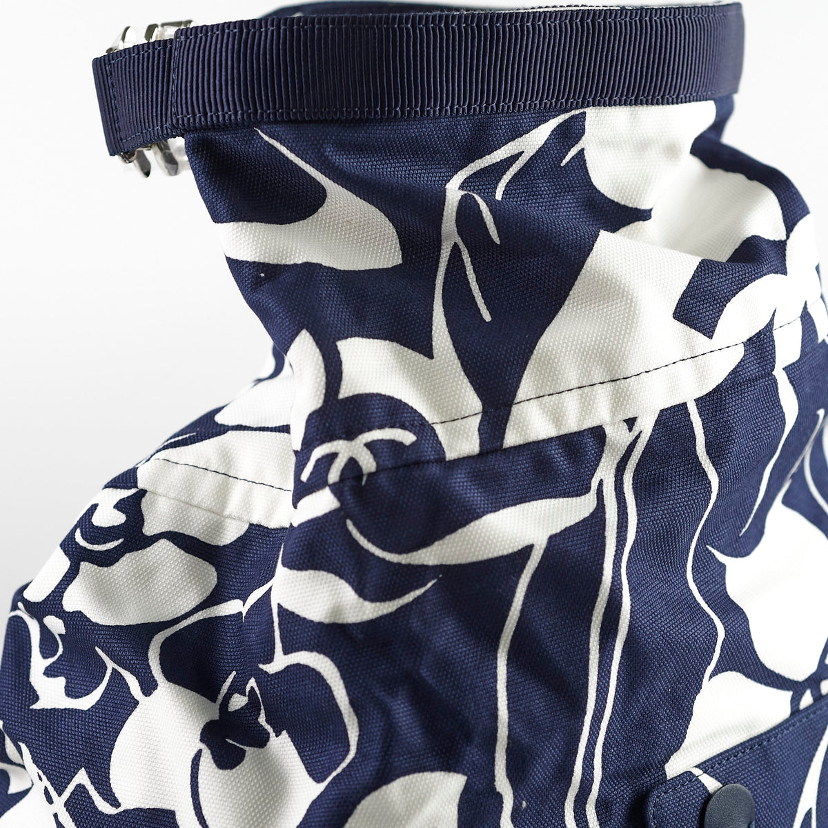 Chanel Coco Beach Backpack Blue/White 31 Series - photo 9