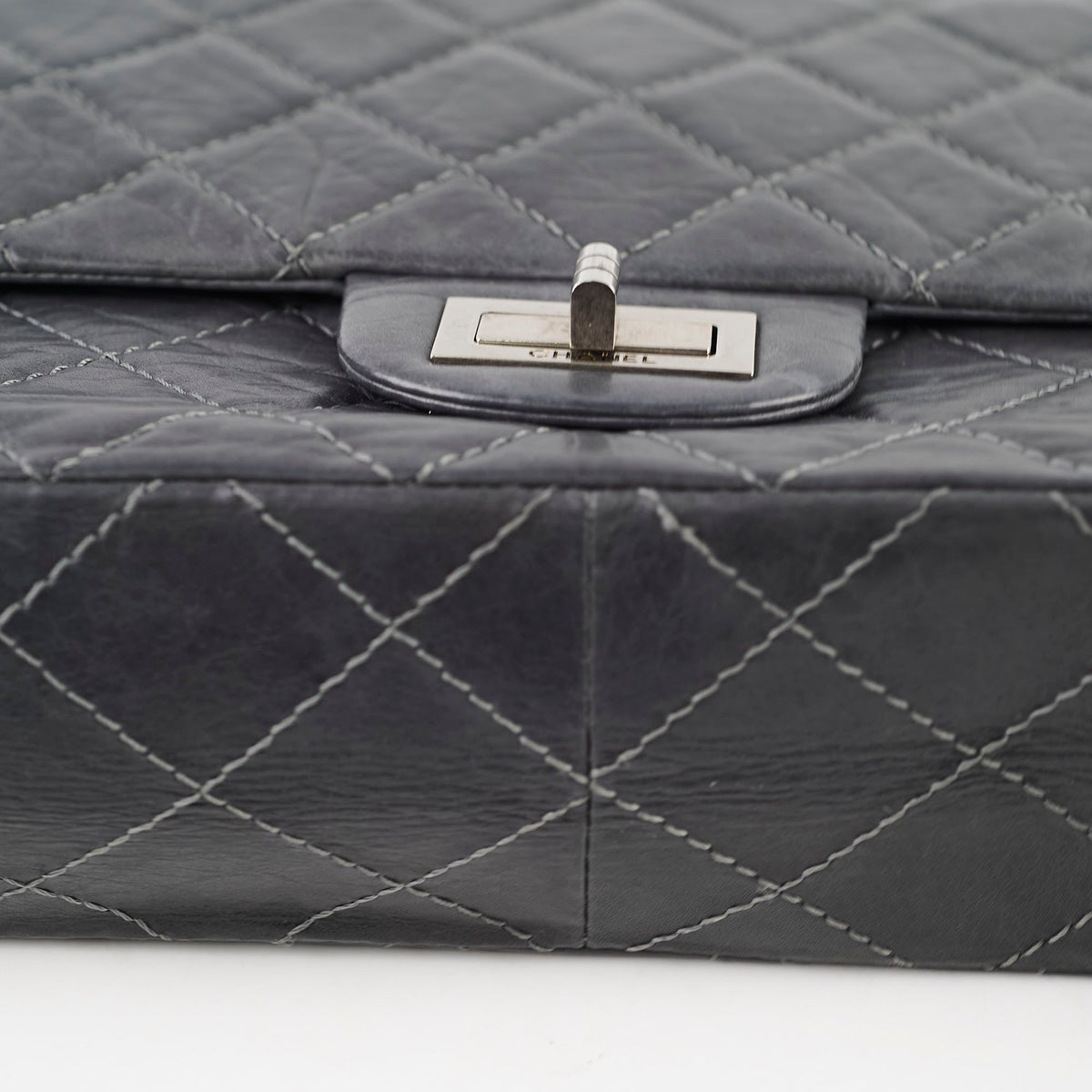 Chanel 2.55 Reissue 227 Grey Calfskin - photo 18
