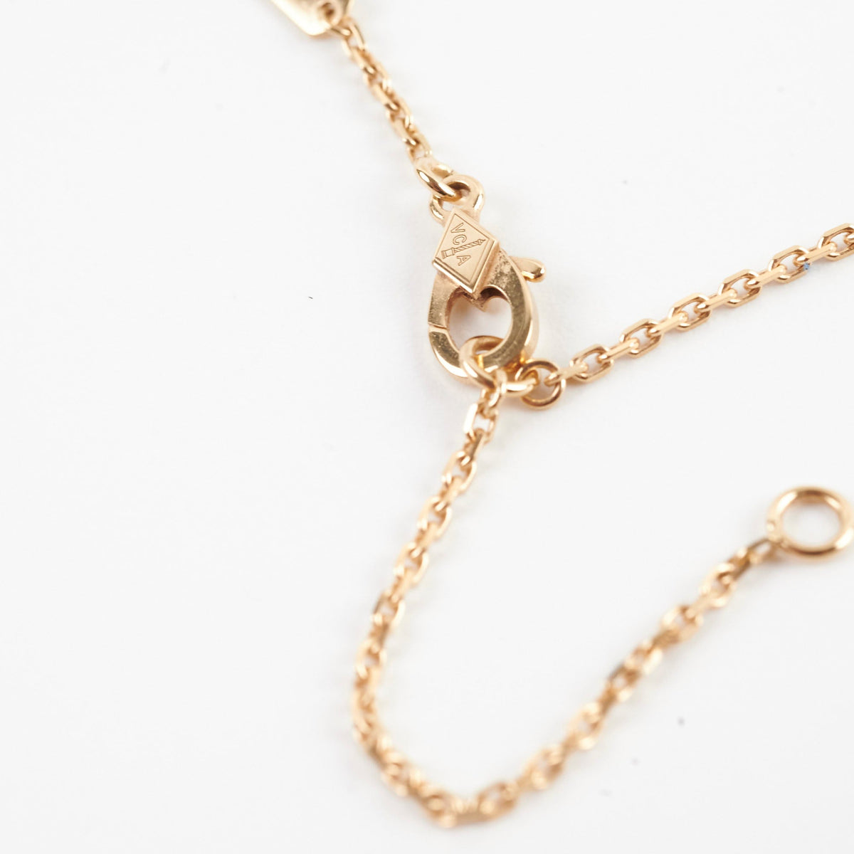 Van Cleef & Arpels Vintage Alhambra Guilloche Necklace Yellow Gold 2023 - photo 8