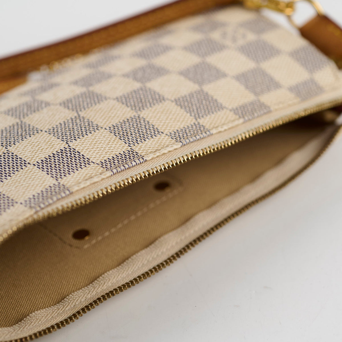 Louis Vuitton Eva Pochette Damier Azur - photo 3