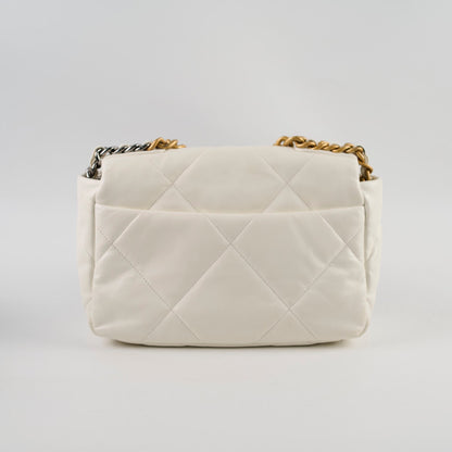 Chanel 19 Small White Microchip - photo 2
