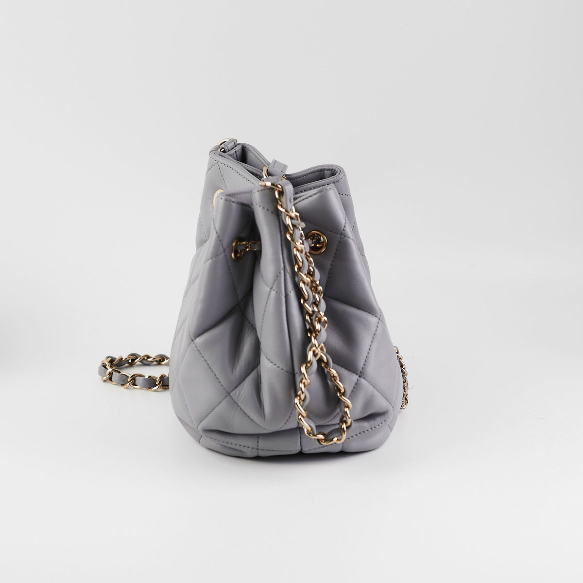 ITEM 28 - Chanel Lambskin Grey Bucket Bag - photo 3